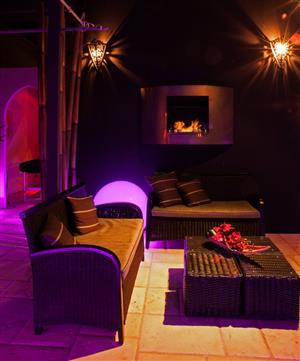 Lounge and Spa
