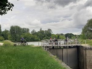 Pêche sur la route du Black Bass