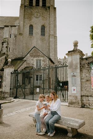 ASC 4 - Association Somone Keur Bassin Balade numérique en famille : découvrez Meung-sur-Loire avec Baludik