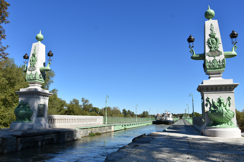PontCanal de Briare, BRIARE Tourisme Loiret PontCanal de Briare, BRIARE Tourisme Loiret