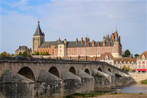 Le Château-musée de Gien en péril - Parcours à pied
