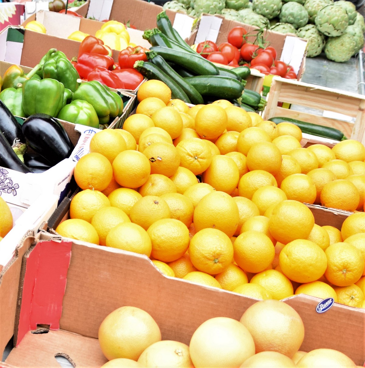 Marché à Yèvre-le-Châtel