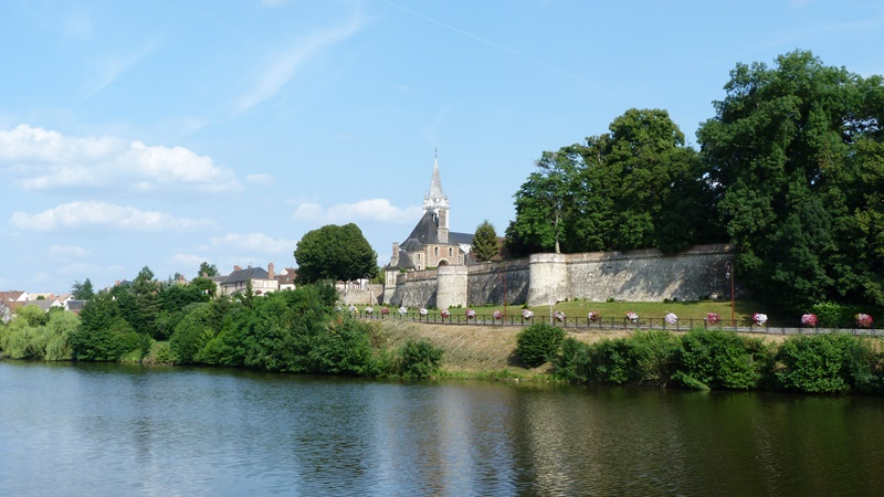 Dampierre-en-Burly - Crédit photo : Tourisme Loiret