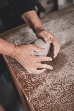 Yvette Prat, l'art du raku