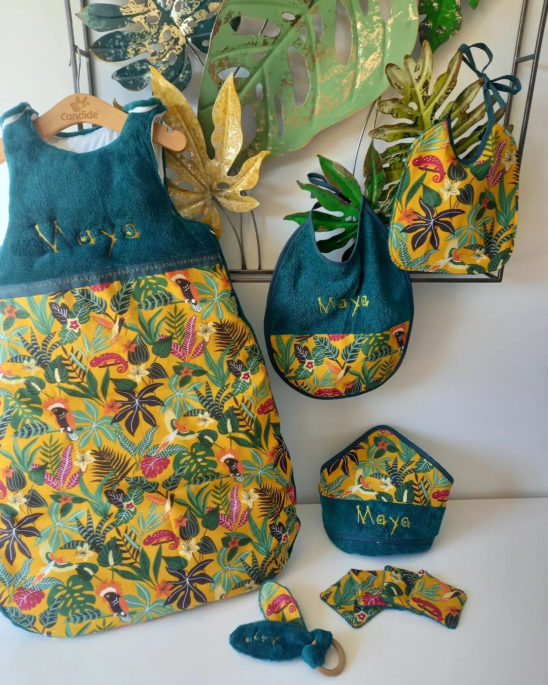A.L. Broderie