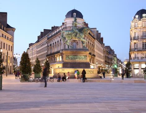 ecard-Place du Martroi