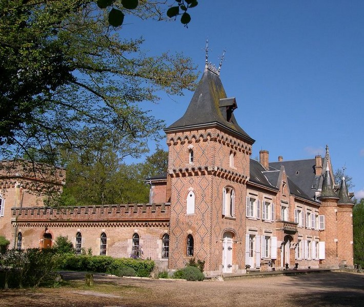 Hôtel Restaurant Château Les Muids