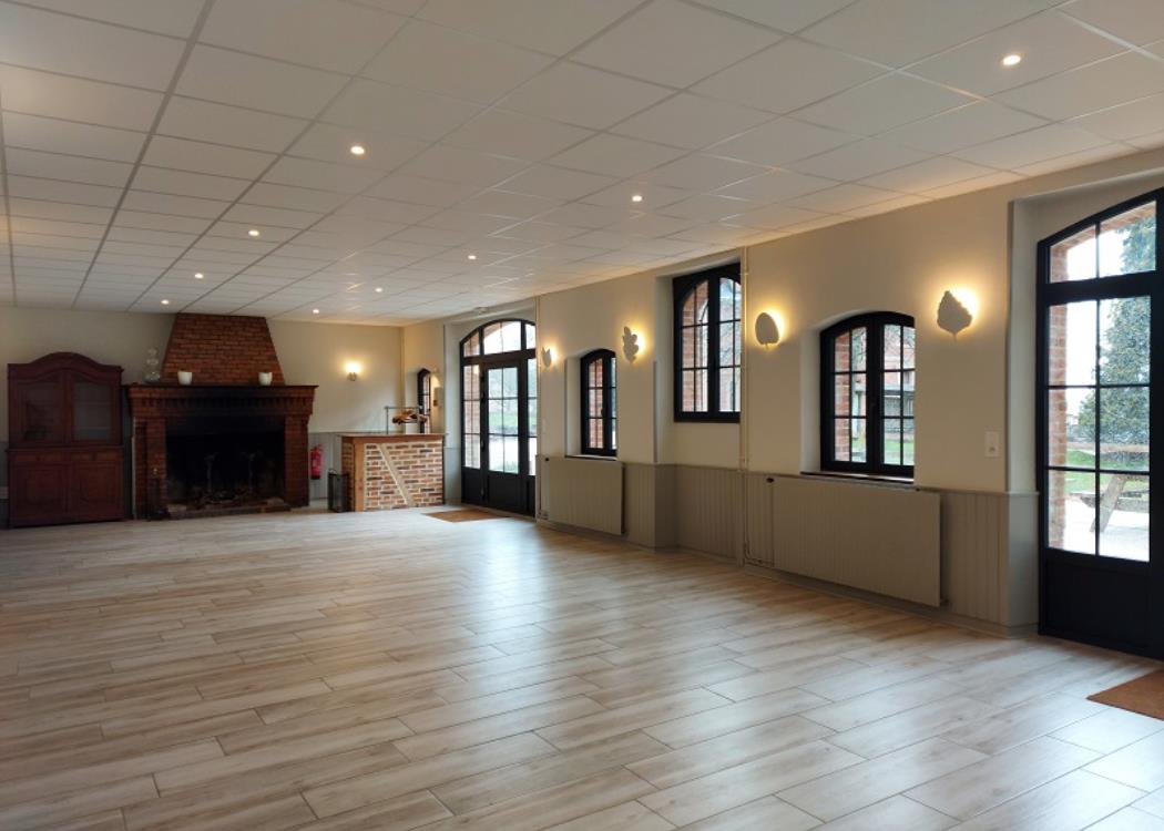 salle-reception-menestreau-en-vilette-le-domaine-du-ciran-salle3