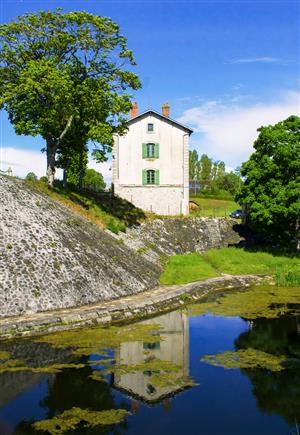 Gîte d'étape du pont-canal de Briare